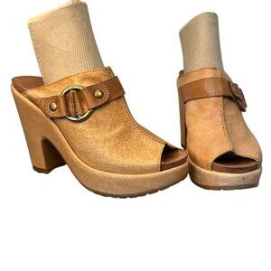 Lucky Brand Veronica Tan Leather Side Buckle Peep Toe Clogs